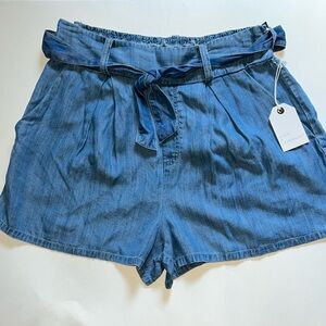 New! Dollars coco + Jamison denim like shorts medium